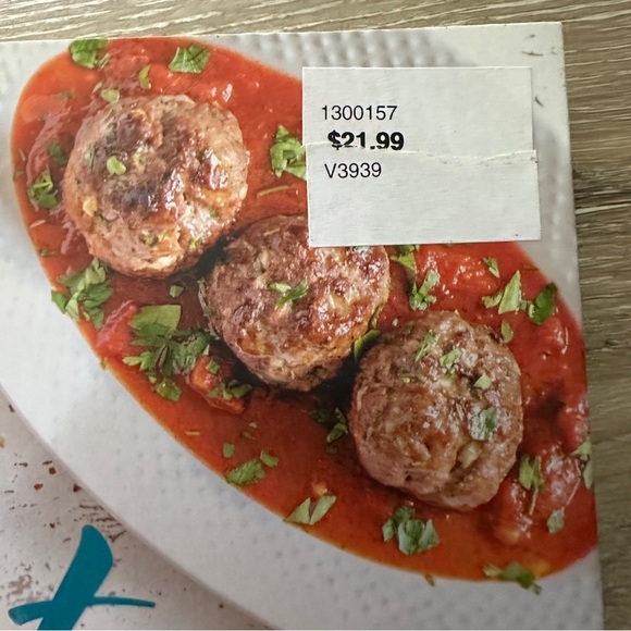 Keto Instant Pot Cookbook by Maria Emmerich - Picture 2 of 5